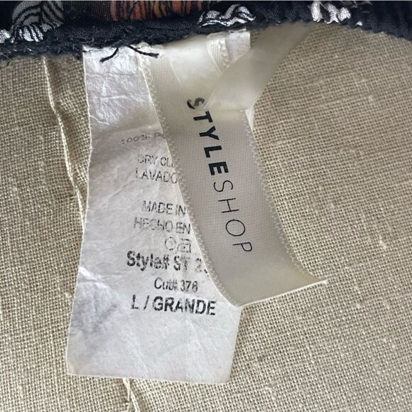 Style shop large blouse top layered floral flowy - Picture 6 of 6